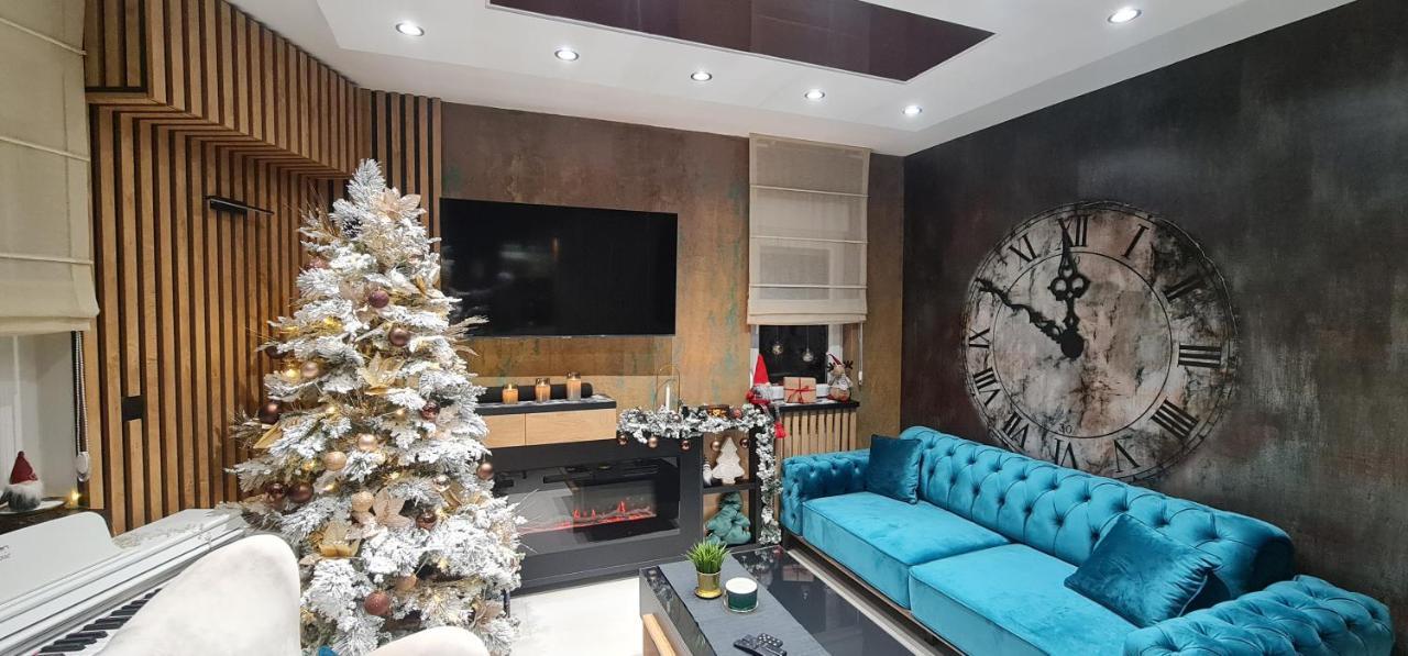 Design Apartment Platinium Spa Lux: Private Wellness Retreat Cuprija Exterior photo